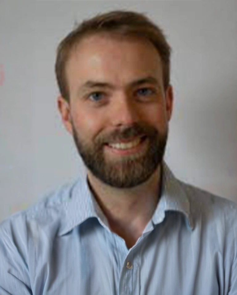 Dr.-Jonathan-Frost